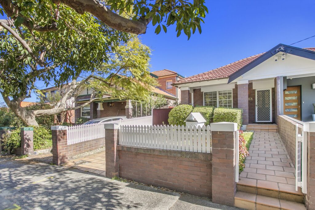 Cottenham Avenue – Kensington