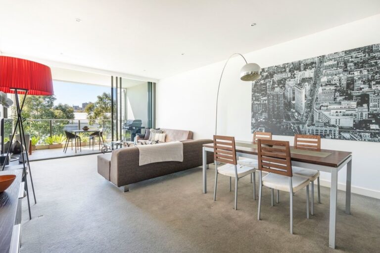 McLachlan Avenue – Rushcutters Bay