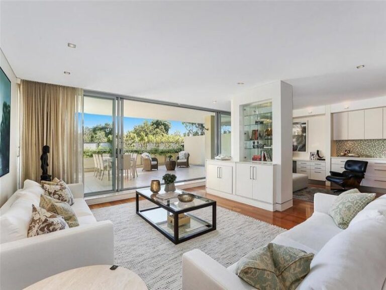 Cross Street – Double Bay