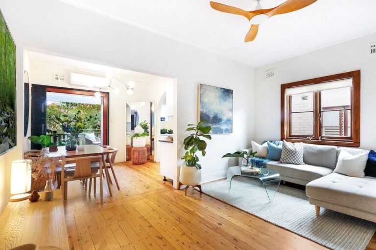 Beach Road – Bondi