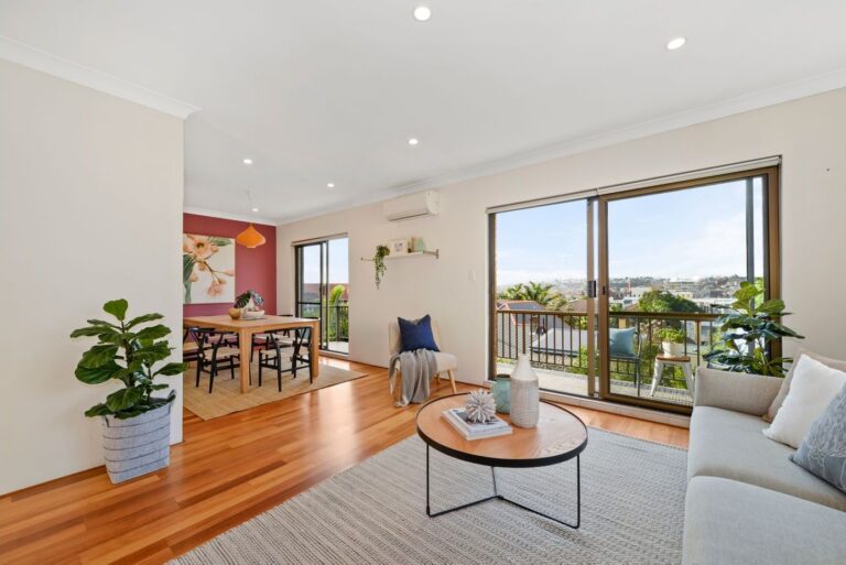 Francis Street – Bondi Beach