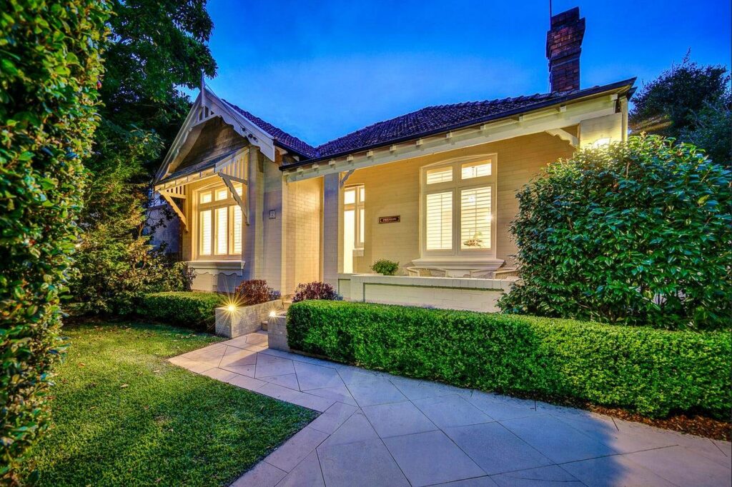 Cowles Road – Mosman