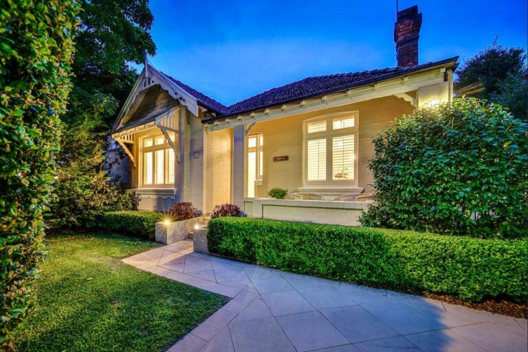 Cowles Road – Mosman