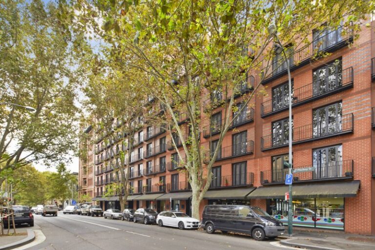 Macleay Street – Potts Point