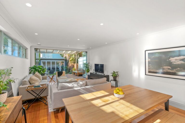 Tamarama Street – Tamarama