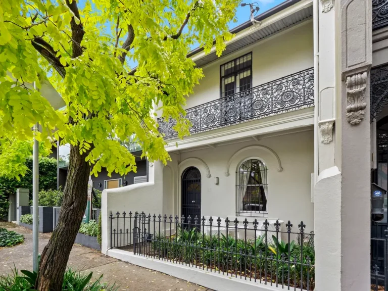 Mill Hill Road – Bondi Junction