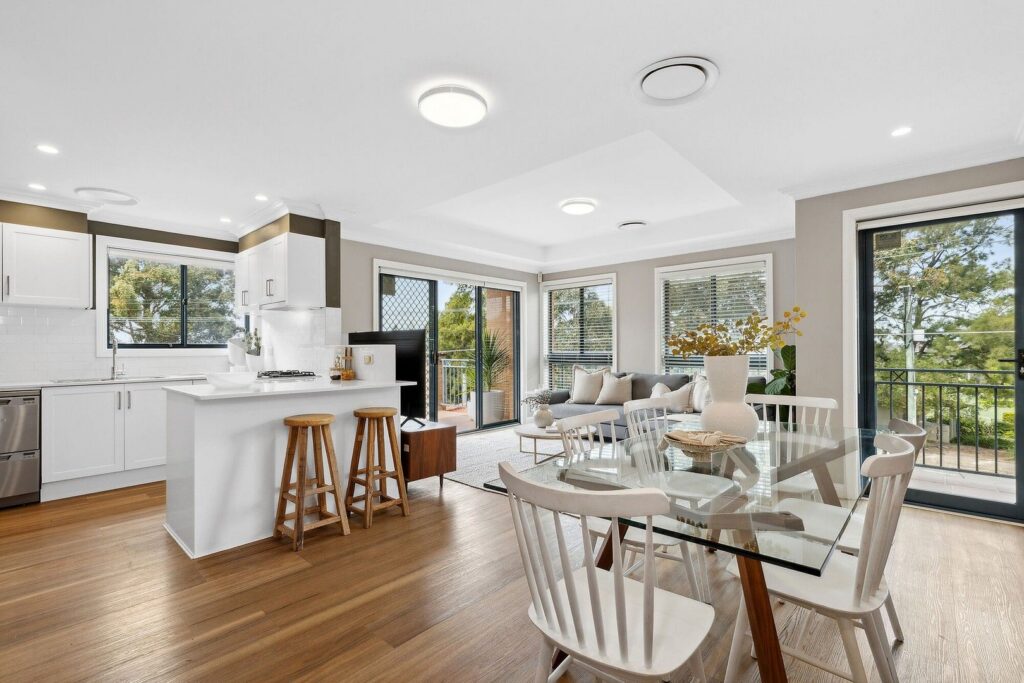 Sailors Bay Road – Northbridge