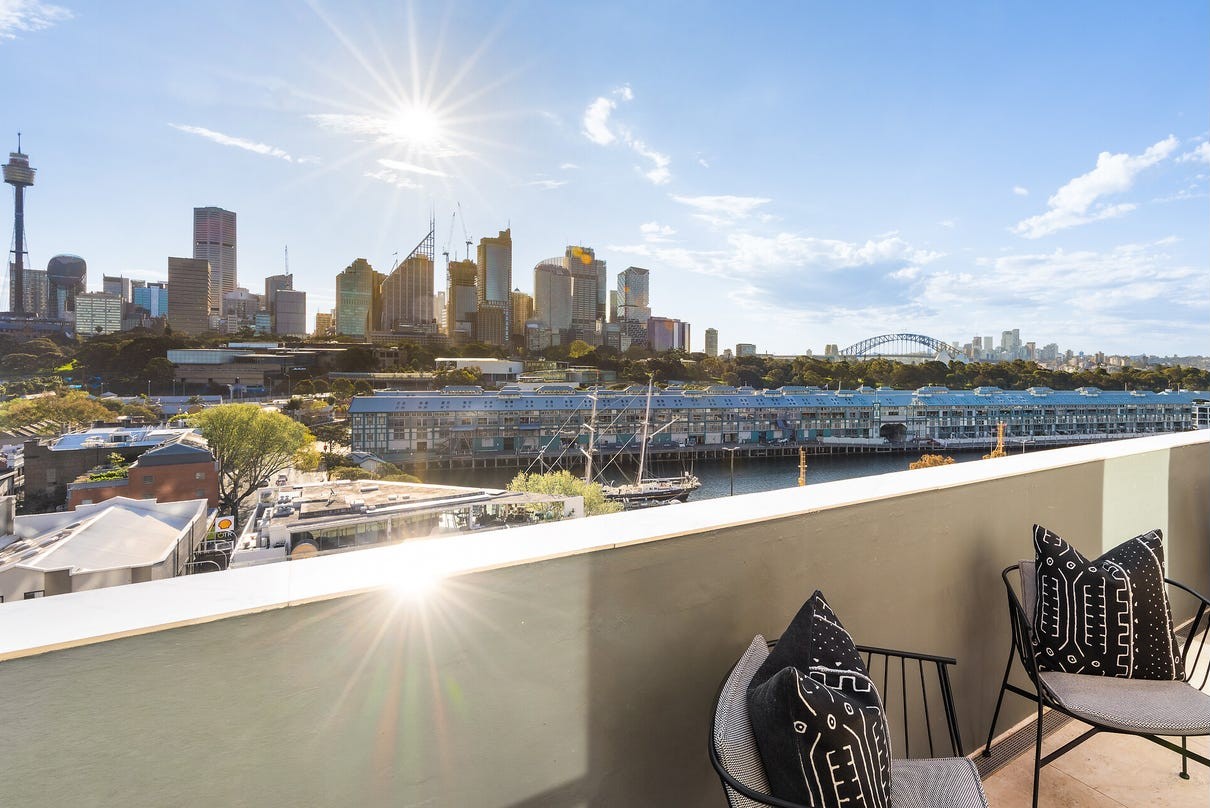 Victoria Street – Potts Point