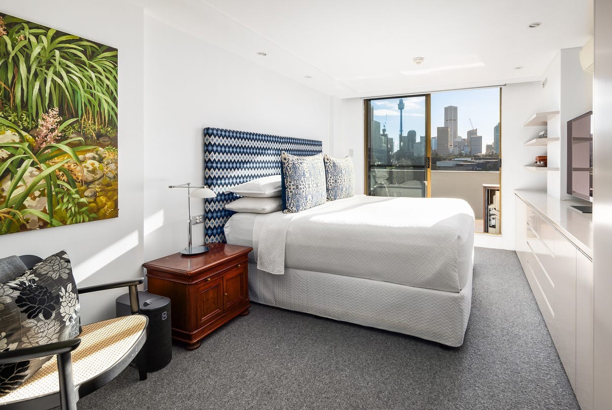 Victoria Street – Potts Point